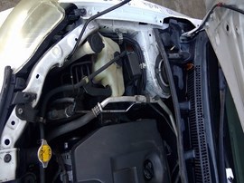 2010 TOYOTA COROLLA, WHITE, LE, 1.8L, AT, FWD.  Z25188